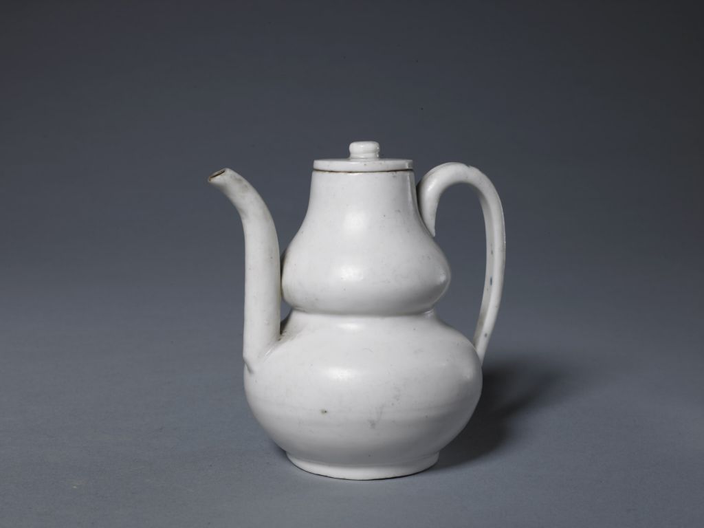 图片[1]-Dehua white glaze gourd pot-China Archive